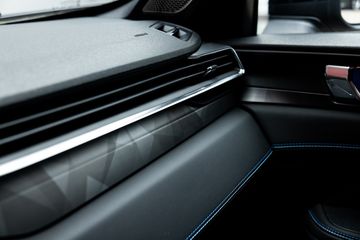 Voertuigafbeelding 48