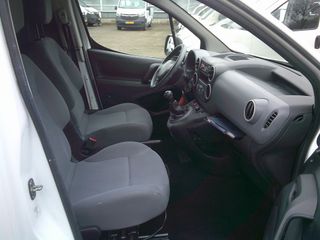 Voertuigafbeelding 12