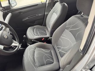 Voertuigafbeelding 6