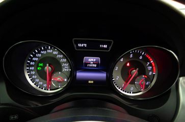 Voertuigafbeelding 9