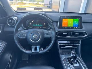 Voertuigafbeelding 12