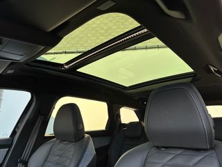 Voertuigafbeelding 12