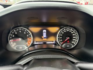 Voertuigafbeelding 33