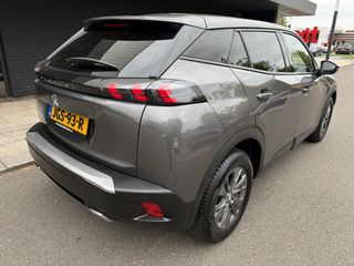 Voertuigafbeelding 9