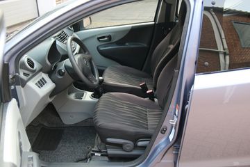 Voertuigafbeelding 13