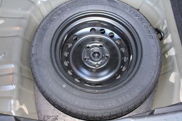 Voertuigafbeelding 5