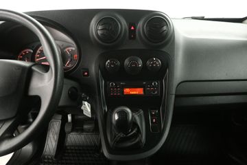 Voertuigafbeelding 10