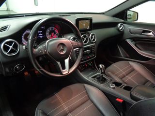 Voertuigafbeelding 13