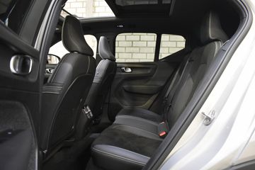 Voertuigafbeelding 17