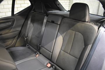 Voertuigafbeelding 18