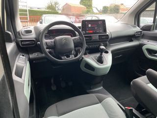 Voertuigafbeelding 10