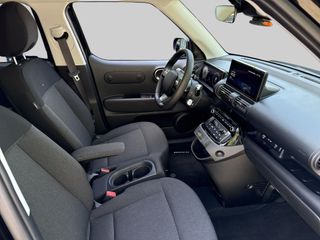 Voertuigafbeelding 12