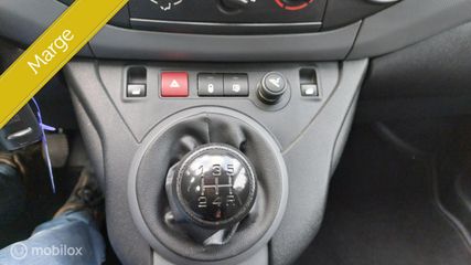 Voertuigafbeelding 15