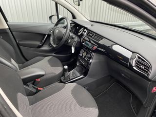 Voertuigafbeelding 15