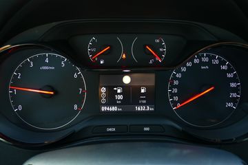 Voertuigafbeelding 16