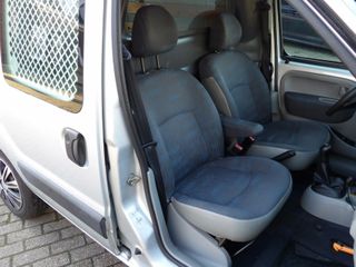 Voertuigafbeelding 8