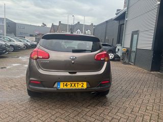 Voertuigafbeelding 3