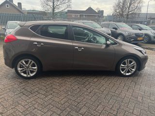 Voertuigafbeelding 5