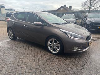 Voertuigafbeelding 6