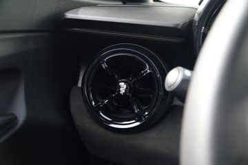 Voertuigafbeelding 38