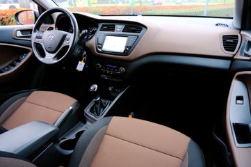 Voertuigafbeelding 4