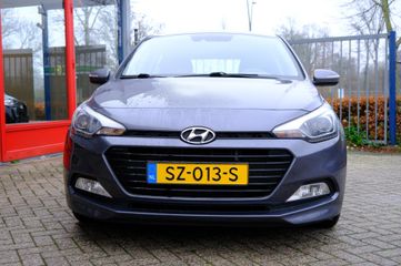 Voertuigafbeelding 6