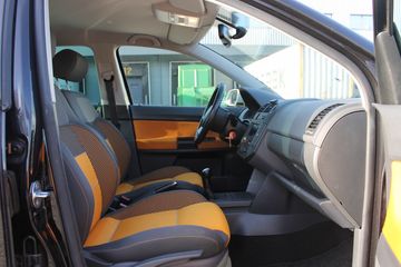 Voertuigafbeelding 10