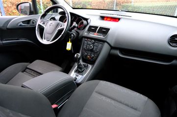 Voertuigafbeelding 4