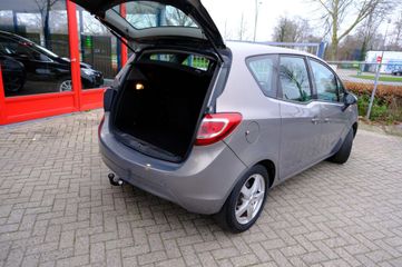 Voertuigafbeelding 9