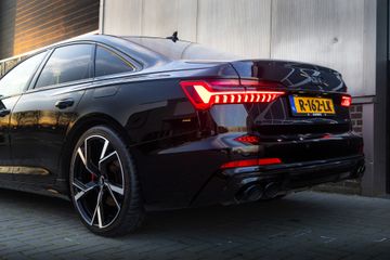 Voertuigafbeelding 6