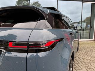 Voertuigafbeelding 13