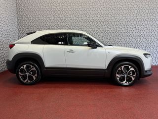 Voertuigafbeelding 68