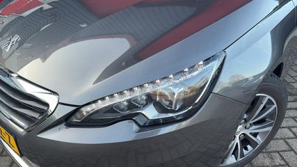 Voertuigafbeelding 2