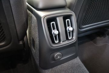 Voertuigafbeelding 51