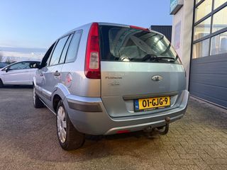 Voertuigafbeelding 3