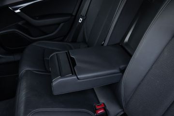 Voertuigafbeelding 9