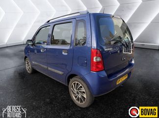 Voertuigafbeelding 6