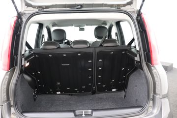 Voertuigafbeelding 12