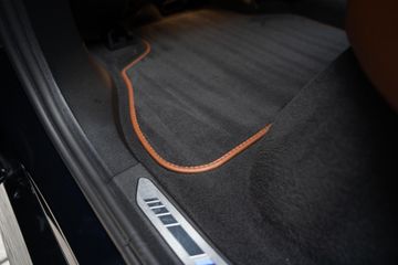 Voertuigafbeelding 28