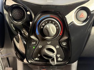 Voertuigafbeelding 21