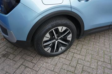 Voertuigafbeelding 12