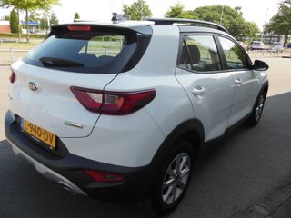 Voertuigafbeelding 6