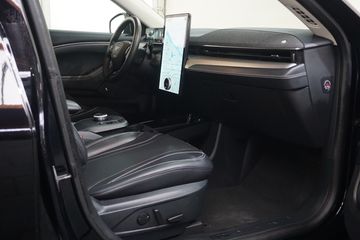 Voertuigafbeelding 2