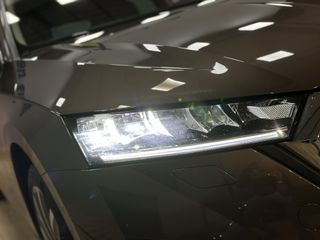 Voertuigafbeelding 10