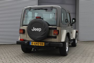 Voertuigafbeelding 3