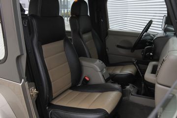 Voertuigafbeelding 7