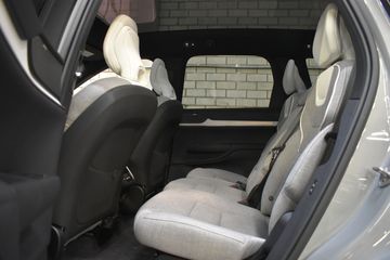 Voertuigafbeelding 15