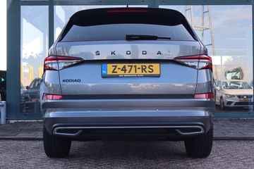 Voertuigafbeelding 8