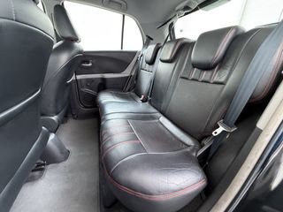 Voertuigafbeelding 14