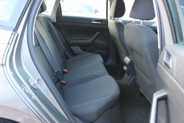 Voertuigafbeelding 15